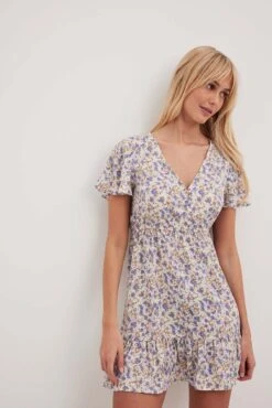 NA-KD Robe Mini Boutonnée à Motifs -Lady Doux Soldes Magasin nakd mini printed buttoned dress 1100 006140 0793 4702