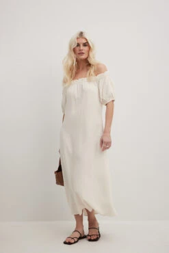 Robe Mi-longue Fluide à épaules Dénudées