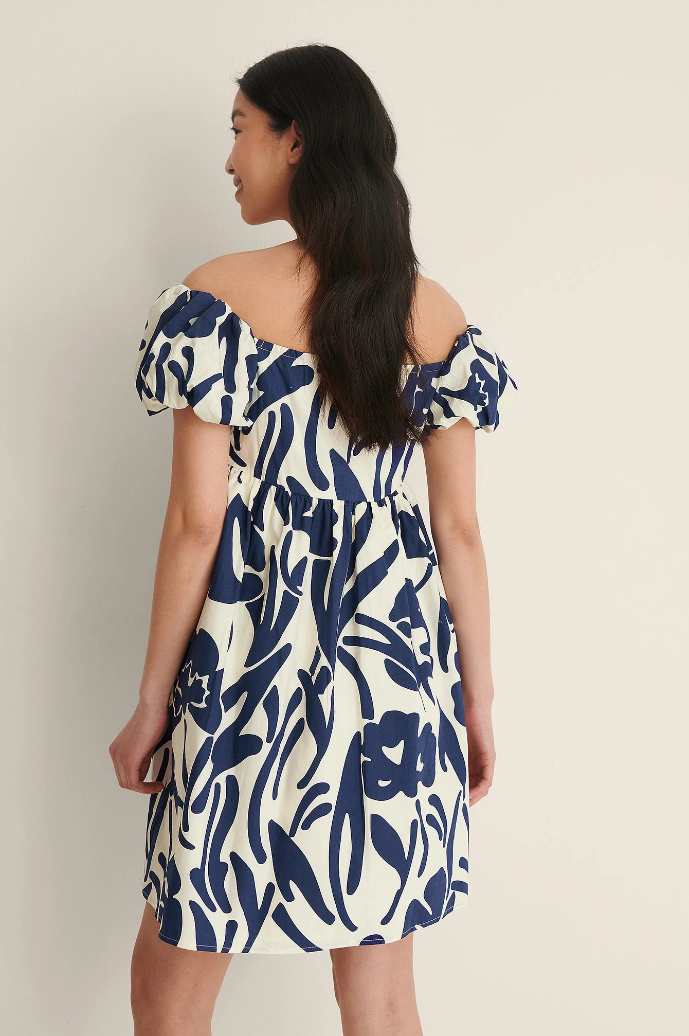 Robe Mini à épaules Dénudées 2 Robe Mini à épaules Dénudées – Image 2