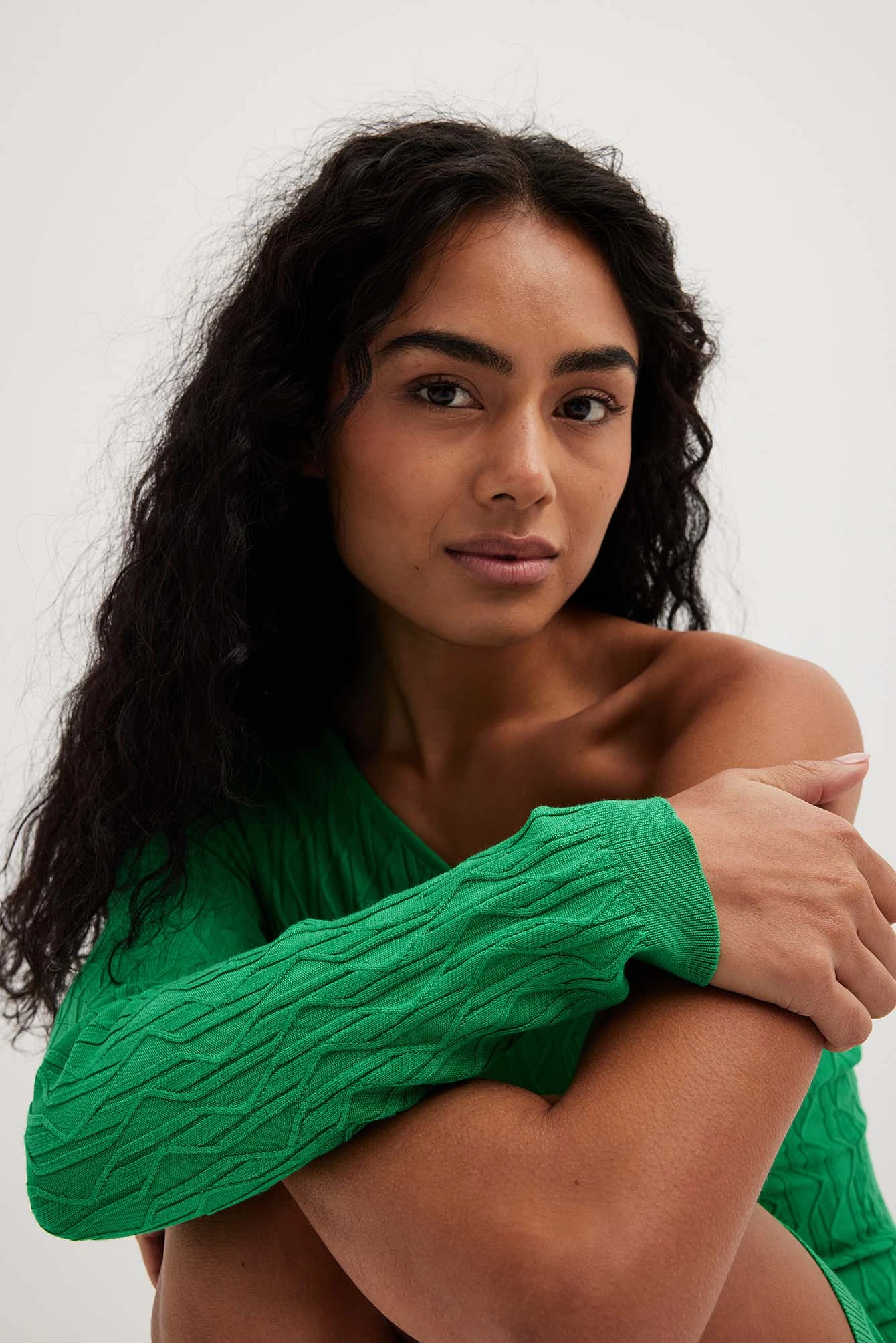 NA-KD Mini Robe Une Manche 4 NA-KD Mini Robe Une Manche – Image 4