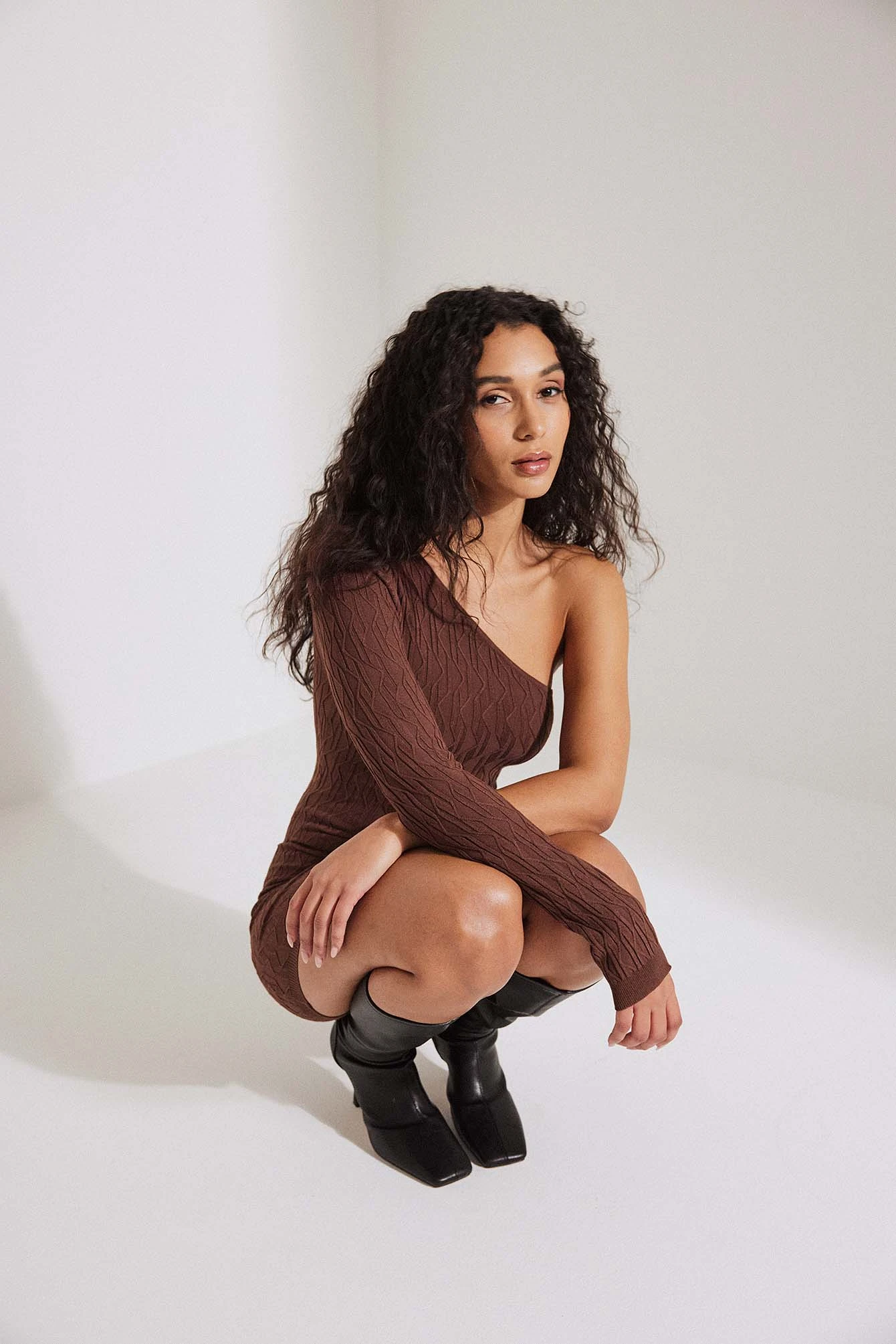 NA-KD Mini Robe Une Manche 9 NA-KD Mini Robe Une Manche – Image 9