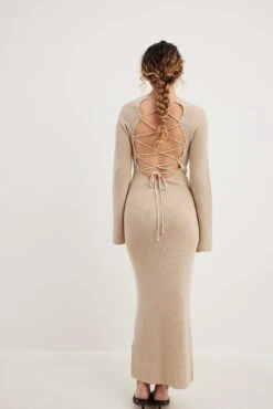 NA-KD Robe Croisée Dos Nu 20 NA-KD Robe Croisée Dos Nu -Lady Doux Soldes Magasin nakd open back lace detail knitted maxi dress 1100 006235 0005 35455 2