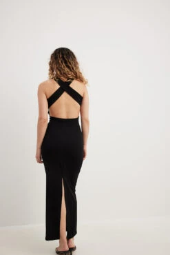 NA-KD Robe Longue En Jersey à Dos Ouvert 12 NA-KD Robe Longue En Jersey à Dos Ouvert -Lady Doux Soldes Magasin nakd open back maxi jersey dress 1100 007299 0002 35769