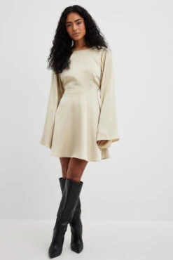 Robe Dos Ouvert 16 Robe Dos Ouvert -Lady Doux Soldes Magasin nakd open back mini dress 1017 002210 0668 8960