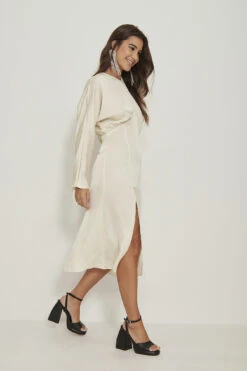 Robe À Dos Ouvert Avec Fente -Lady Doux Soldes Magasin nakd open back side slit dress 1017 000997 0005 01c r