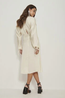 Robe À Dos Ouvert Avec Fente -Lady Doux Soldes Magasin nakd open back side slit dress 1017 000997 0005 02d r