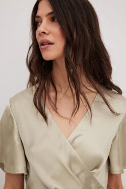 NA-KD Robe Portefeuille Longue -Lady Doux Soldes Magasin nakd overlap front maxi dress 1100 007076 0668 16573 copy