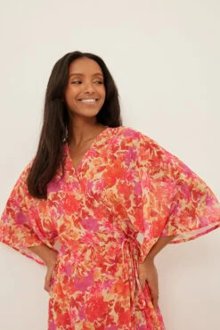 Robe Caftan -Lady Doux Soldes Magasin nakd overlap tie caftan dress 1014 001450 1748 2862