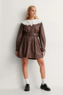 NA-KD Robe Avec Ceinture En Pu -Lady Doux Soldes Magasin nakd pu belted mini dress 1018 007168 0017 02c