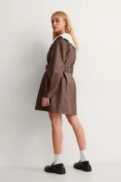 NA-KD Robe Avec Ceinture En Pu -Lady Doux Soldes Magasin nakd pu belted mini dress 1018 007168 0017 02d
