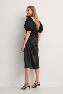 Robe Découpée À Manches Bouffantes -Lady Doux Soldes Magasin nakd puff sleeve cut out dress 1018 006369 0002 02