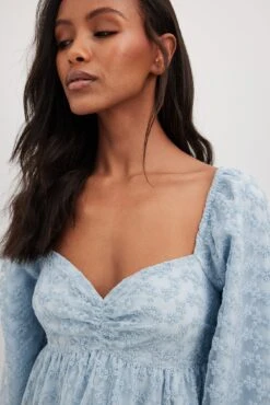 Robe Mini Froncée à Manches Bouffantes -Lady Doux Soldes Magasin nakd puffy sleeve gathered mini dress 1747 000008 0617 37585