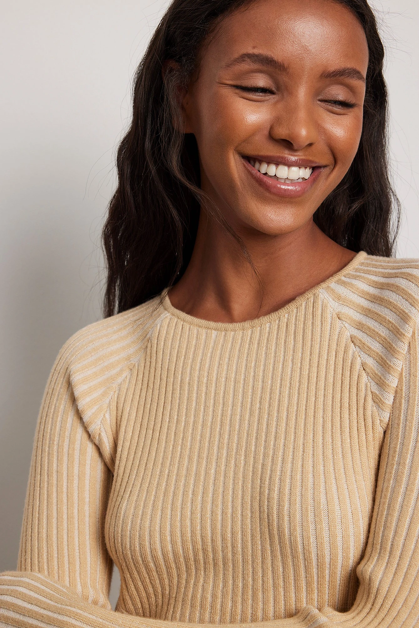 Robe Mi-longue En Maille Côtelée 5 Robe Mi-longue En Maille Côtelée – Image 5