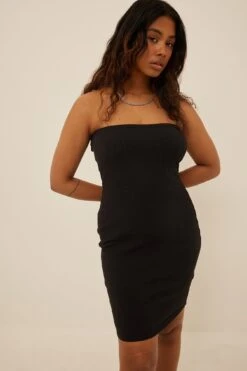 Mini Robe Côtelée -Lady Doux Soldes Magasin nakd ribbed mini tube dress 1100 006251 00021140