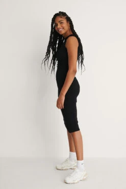 Robe Midi Sans Manches Côtelée