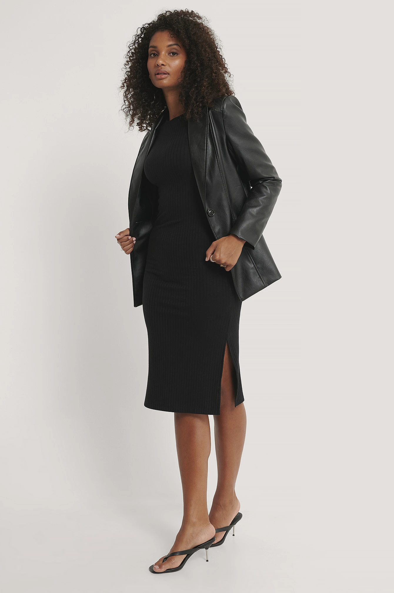 Robe Fendue Côtelée 3 Robe Fendue Côtelée – Image 3