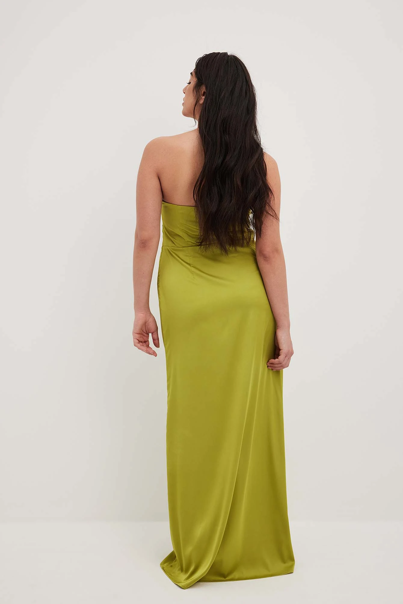 Maxi Robe à Détails 2 Maxi Robe à Détails – Image 2