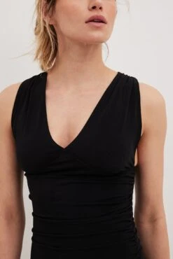 Robe Courte Froncée Sur Le Côté -Lady Doux Soldes Magasin nakd rocuhed side mini dress 1018 010344 0002 29226 1