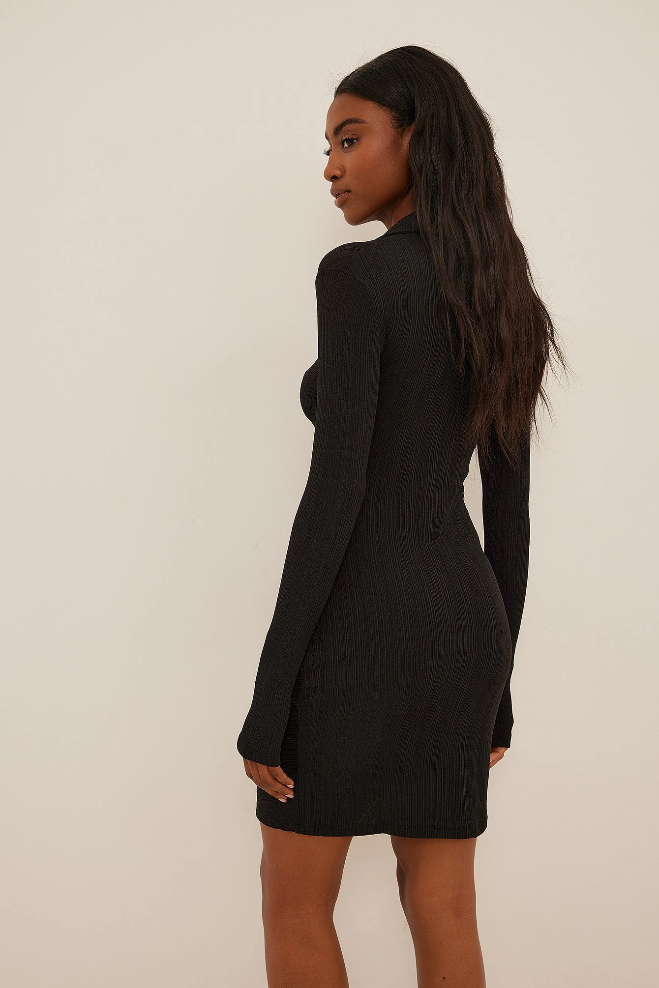 NA-KD Robe à Boutons 2 NA-KD Robe à Boutons – Image 2