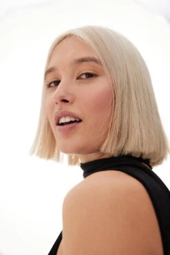 Robe Ruchée Avec Détail D'écharpe -Lady Doux Soldes Magasin nakd rouched strapless scarf dress 1018 010327 0002 0135 1