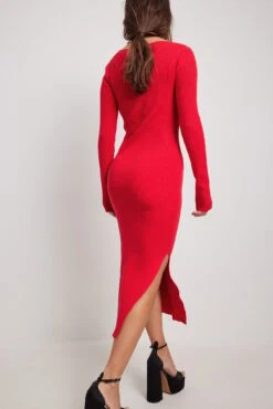 NA-KD Robe Mi-longue Fendue à Encolure Ronde -Lady Doux Soldes Magasin nakd scoop neck midi slit dress 1100 005871 0004 4198