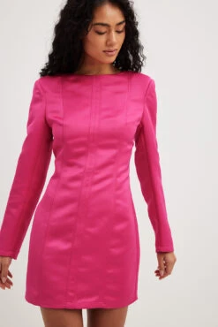 Robe Courte En Tissu Satiné à Coutures Apparentes -Lady Doux Soldes Magasin nakd seam detail satin mini dress 1791 000008 0015 21101