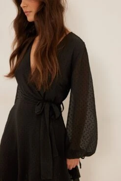 Robe En Dobby À Superpositions Et À Fronces -Lady Doux Soldes Magasin nakd shirred overlap dobby dress 1014 000807 000245509