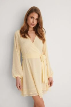 Robe En Dobby À Superpositions Et À Fronces -Lady Doux Soldes Magasin nakd shirred overlap dobby dress 1014 000807 0024 04j