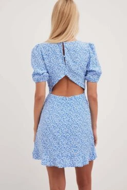 NA-KD Robe Mini Dos Nu à Manches Courtes -Lady Doux Soldes Magasin nakd short sleeve open back mini dress 1100 003574 0529 4657 1