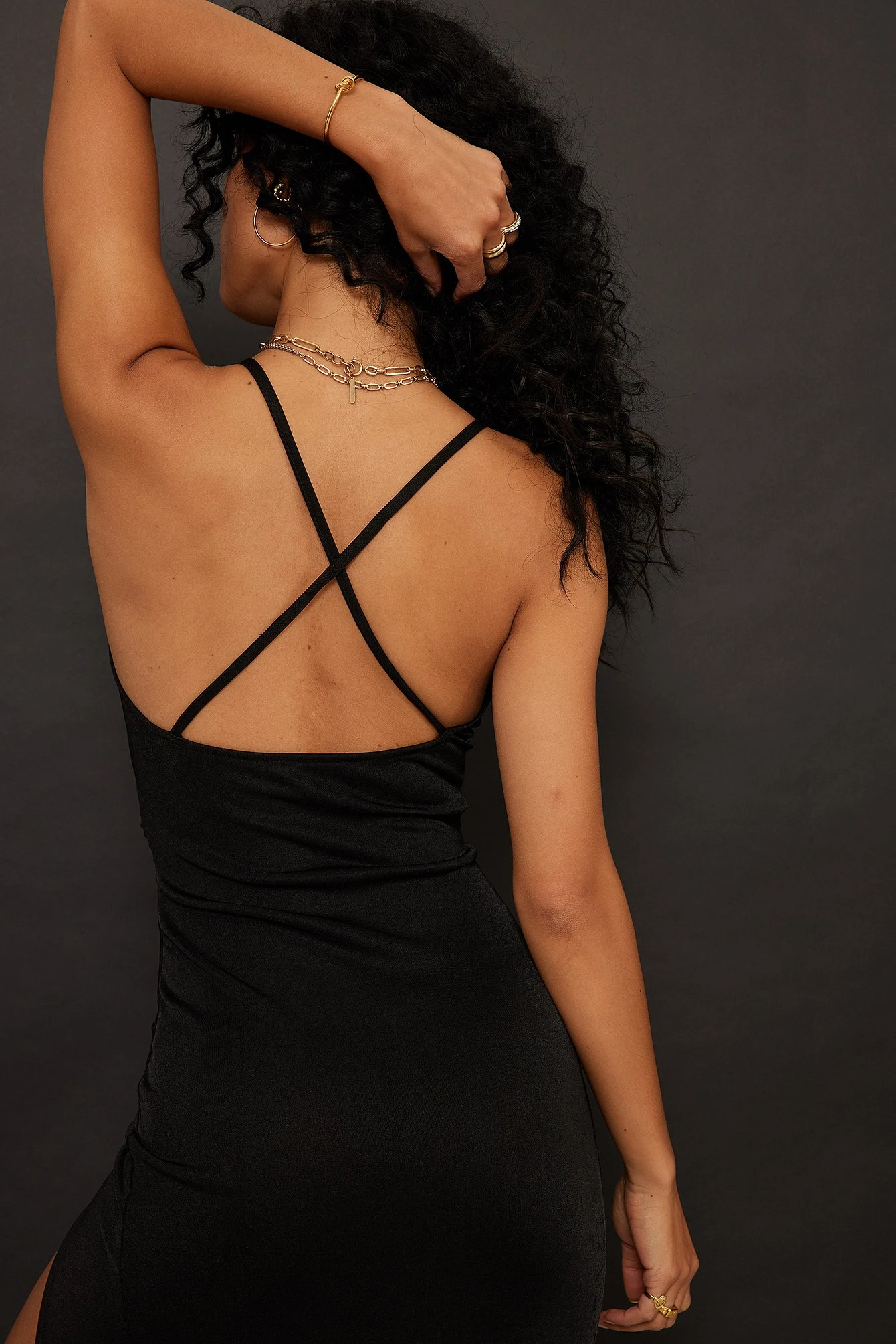 Robe à Bretelles Et Fente Haute 5 Robe à Bretelles Et Fente Haute – Image 5