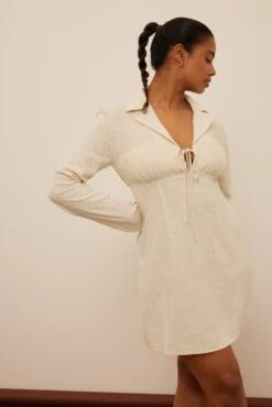 NA-KD Robe Mini En Lin Mélangé 12 NA-KD Robe Mini En Lin Mélangé -Lady Doux Soldes Magasin nakd straps front linen mini dress 1018 009177 0005 0113 1