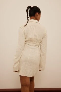 NA-KD Robe Mini En Lin Mélangé 13 NA-KD Robe Mini En Lin Mélangé -Lady Doux Soldes Magasin nakd straps front linen mini dress 1018 009177 0005 0162 1