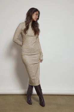 Robe Mi-longue à Structure