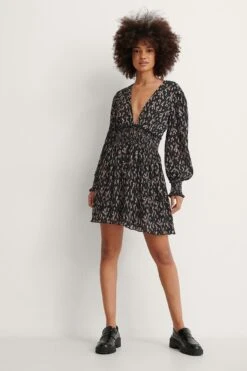 Robe Structurée À Taille Smockée -Lady Doux Soldes Magasin nakd structured smock waist dress 1014 000783 0629 03c