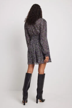 Robe Structurée à Taille Smockée 29 Robe Structurée à Taille Smockée -Lady Doux Soldes Magasin nakd structured smock waist dress 1014 001443 8201 41011