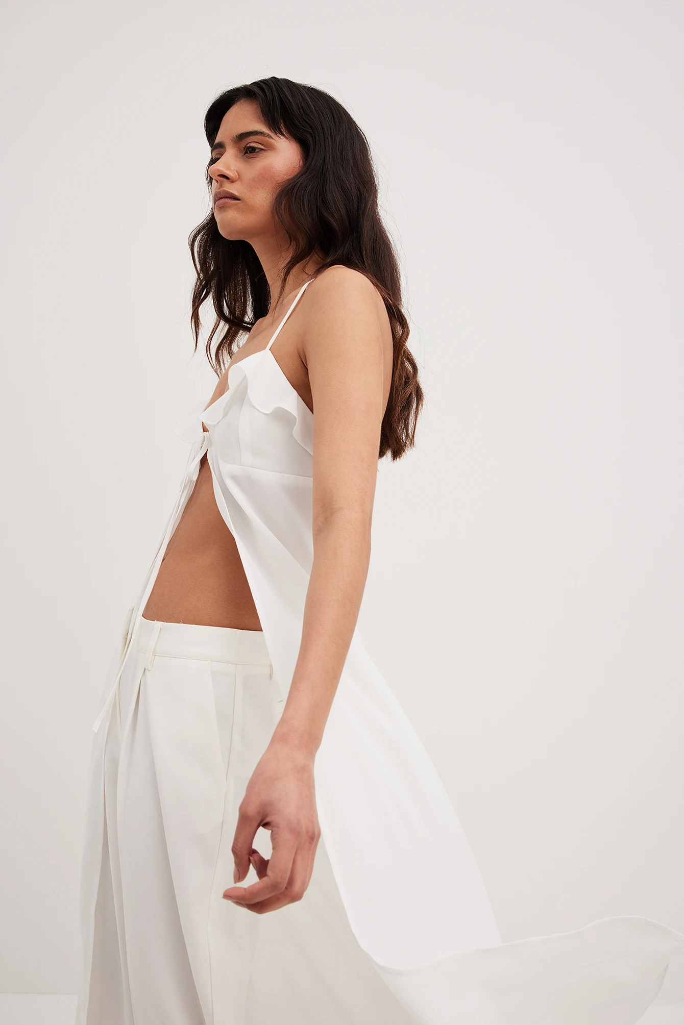 Robe Cape à Fines Bretelles 5 Robe Cape à Fines Bretelles – Image 5