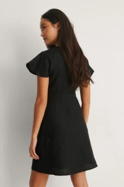 Robe Chemise Nouée Sur Le Devant -Lady Doux Soldes Magasin nakd tie front linen dress 1100 004343 0002 02k 1