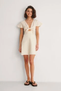 Robe Chemise Nouée Sur Le Devant -Lady Doux Soldes Magasin nakd tie front linen dress 1100 004343 0342 03c 1