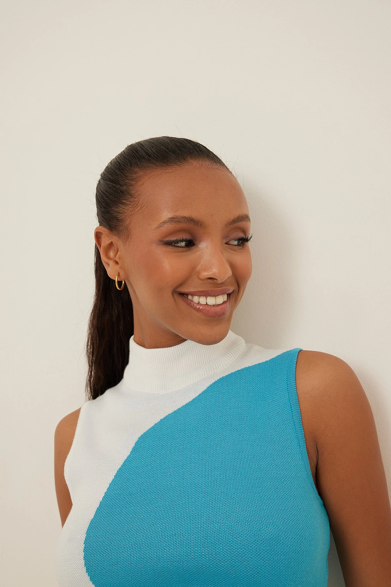 Robe Mini Bicolore En Tricot – Image 4