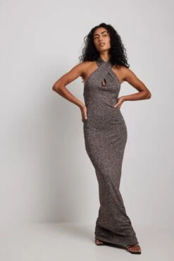 Robe Longue à Détail Torsadé