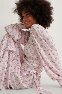 NA-KD Robe Cache-coeur -Lady Doux Soldes Magasin nakd v neck overlap ls dress 1660 000842 0798 01j