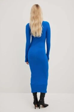 Robe Mi-longue Côtelée à Col En V -Lady Doux Soldes Magasin nakd v neck ribbed midi dress 1044 000280 0277 14784 1