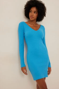 Robe Mini à Col En V -Lady Doux Soldes Magasin nakd v neck rib long sleeved mini dress 1100 005925 0003 0127