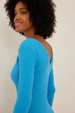 Robe Mini à Col En V -Lady Doux Soldes Magasin nakd v neck rib long sleeved mini dress 1100 005925 0003 0150 1