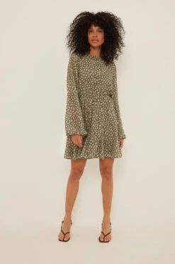 Robe Mini 14 Robe Mini -Lady Doux Soldes Magasin nakd volume skirt mini dress 1014 001359 9383 1000