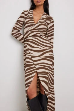 NA-KD Robe Longue à Détail Au Niveau De La Taille -Lady Doux Soldes Magasin nakd waist detail maxi dress 1100 006856 3180 1061