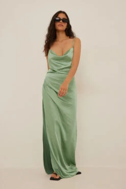 Robe Longue Drapée Avec Décolleté En Cascade -Lady Doux Soldes Magasin nakd waterfall draped maxi dress 1017 001814 0324 0149