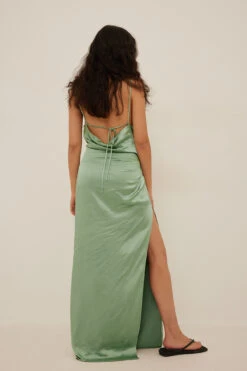 Robe Longue Drapée Avec Décolleté En Cascade -Lady Doux Soldes Magasin nakd waterfall draped maxi dress 1017 001814 0324 0171