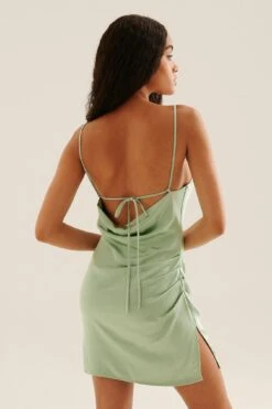 Robe Mini Drapée En Cascade -Lady Doux Soldes Magasin nakd waterfall draped mini dress 1100 003787 0324 02b