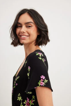 NA-KD Maxi Robe Portefeuille -Lady Doux Soldes Magasin nakd wrap maxi dress 1100 006143 0798 28889